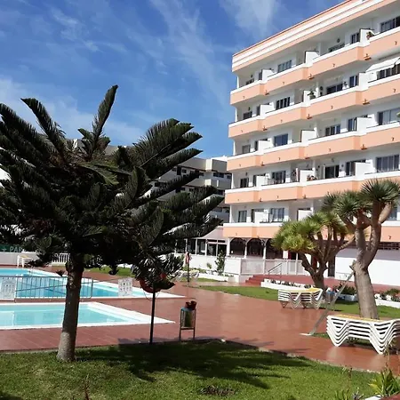 Yumbo - * Playa del Ingles (Gran Canaria)