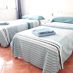 Apartman Yumbo - *