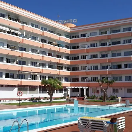 Apartmán Yumbo - *